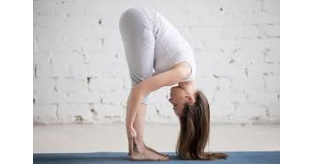 Sun Salutation – 12 Poses of Surya Namaskar Benefits